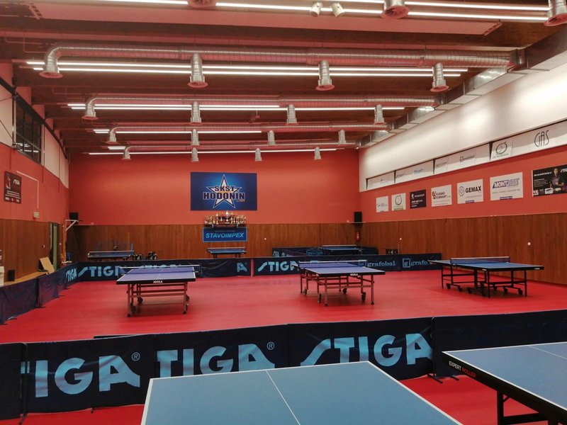 Výměna osvětlovacích těles ve Sportovní hale pro ZŠ U Červených domků – hala stolního tenisu