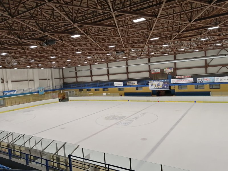 Zímní stadion Blansko - oprava osvětlení